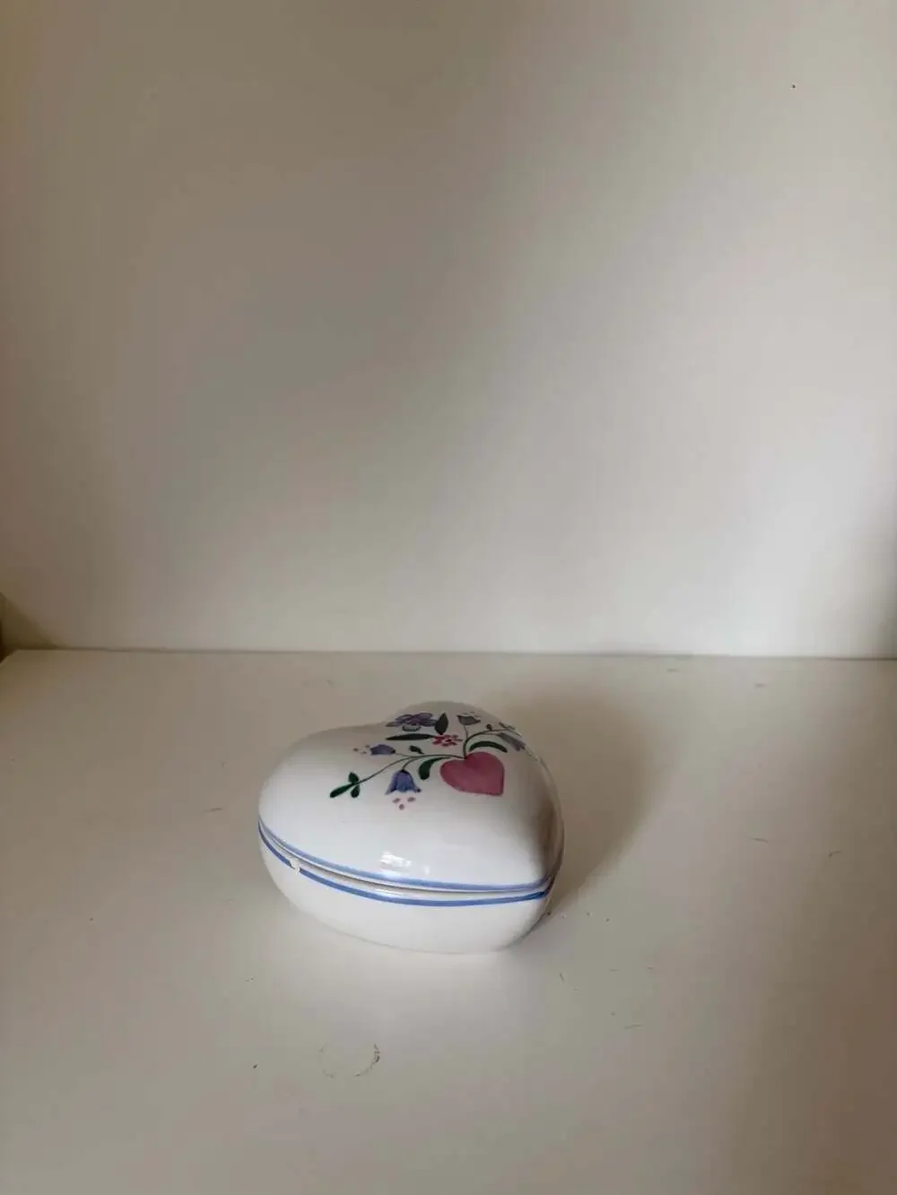 R.B. Bernarda Portugal Ceramic Heart Trinket Box Floral Hand Painted